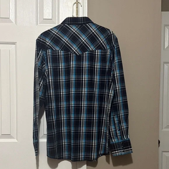 Wrangler Men's Plaid Shirt in Black and Blue Size Large - Picture 2 of 6